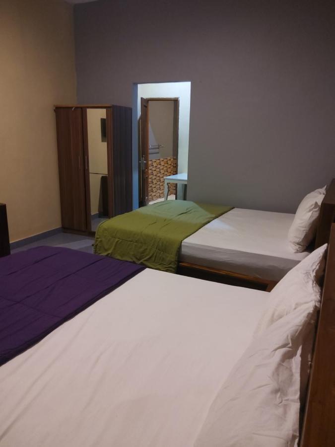 Ketapang Guesthouse Echo Beach Canggu Exterior photo